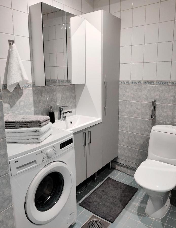 Trendy Apartment In The Heart Of Green Lahti, Free Parking Bagian luar foto